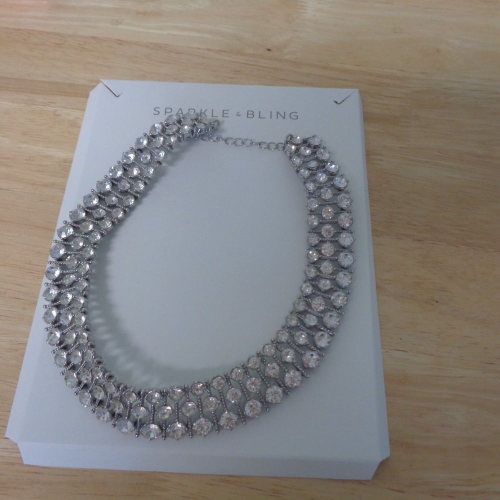 ### LAST CALL ###  A statement jewelled collar - Picture 3 of 3